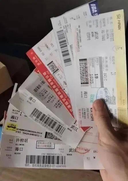 还原网友吃瓜现状,揭秘网友围观现象背后的真相