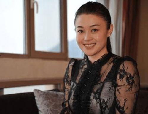 赵本山爆料吃瓜,揭秘娱乐圈那些鲜为人知的“吃瓜”往事