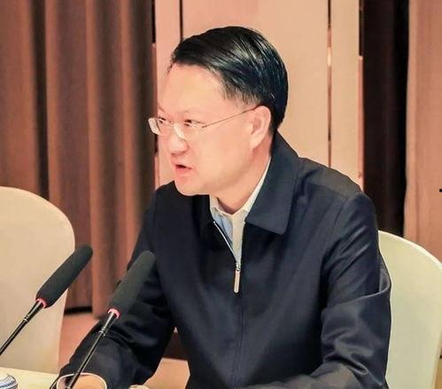 江西周劼吃瓜,揭秘“富二代”的奢华生活与争议事件