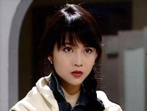 蔡少芬深夜吃瓜图片,揭秘娱乐圈幕后故事