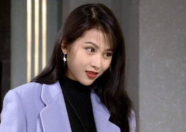 蔡少芬深夜吃瓜图片,揭秘娱乐圈幕后故事