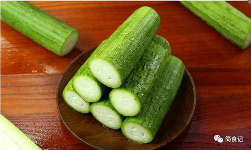 小七桉吃瓜,小七桉的瓜田奇遇记